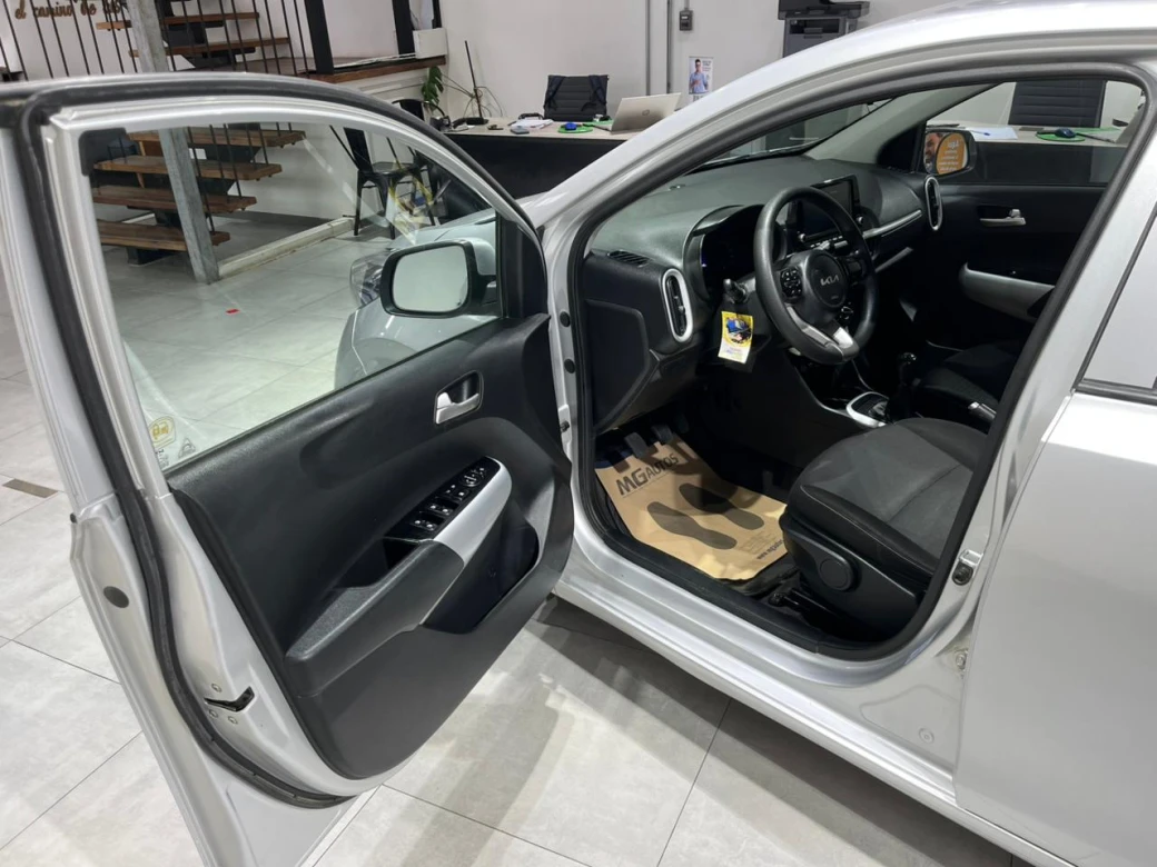 imagen 0 de vehiculo con id 2171